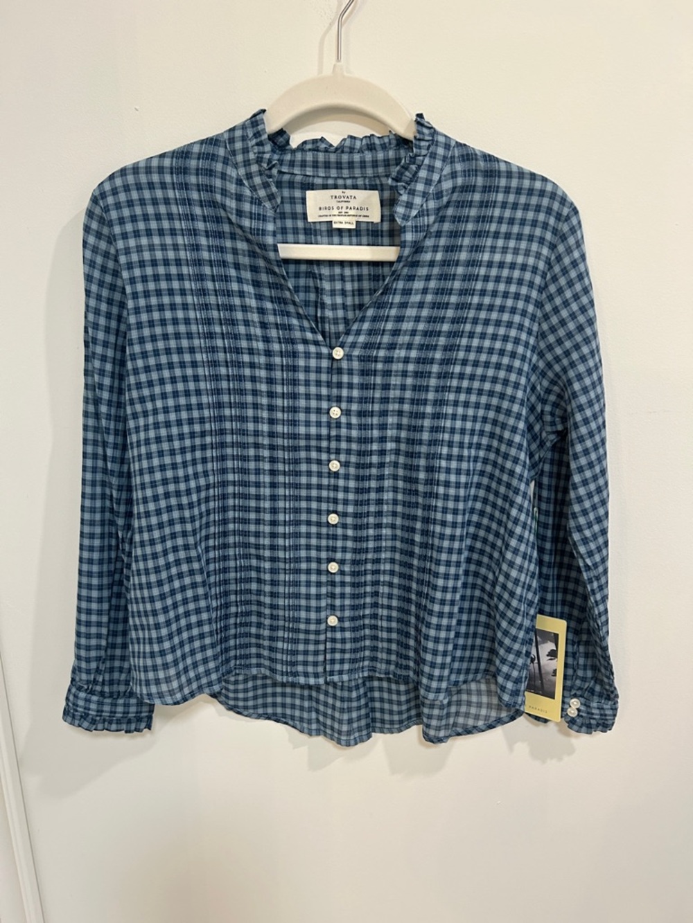 Trovata Blue Plaid Button-Front Blouse Women’s size x small New!